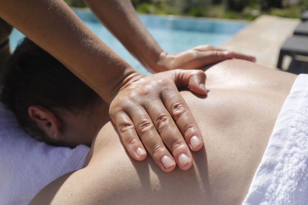 Masajes relajantes a domicilio en Ibiza cerca de mi